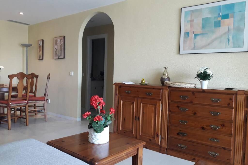 Familiar Y Luminoso Exclusivo. Apartament